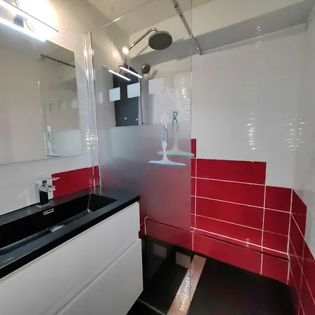 Дом отдыха Splendide T3 Renove Avec Piscine, Parking Prive Et A 100m De La Plage - Fr-1-607-68 Агд